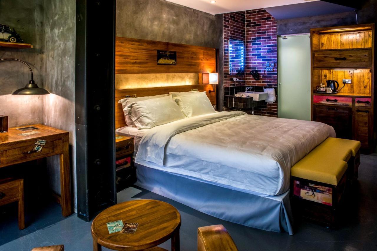 Flowery Holiday Suites Кувейт Екстериор снимка